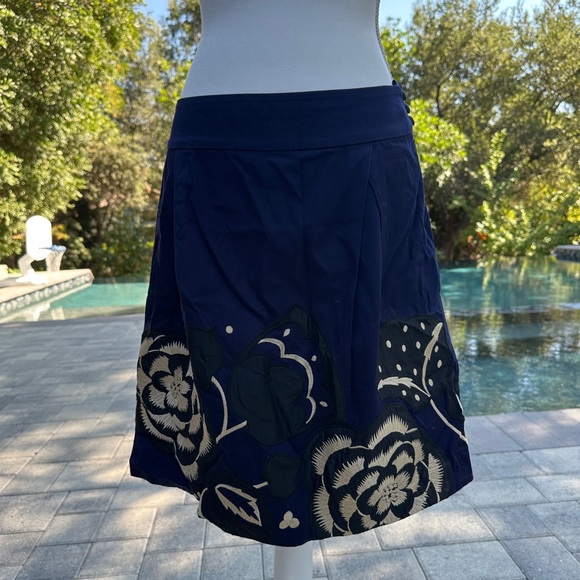 Anthropologie Dresses & Skirts - Elegant Navy Floral Brocade Skirt